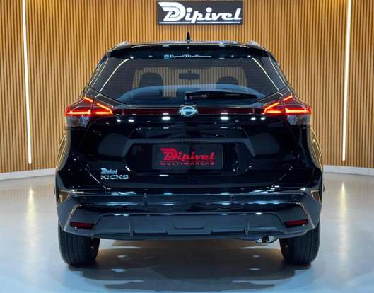 NISSAN-KICKS-2022