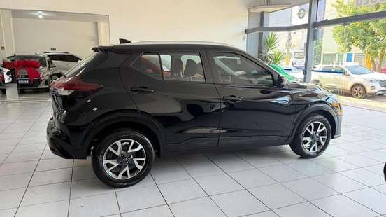 NISSAN-KICKS-2024
