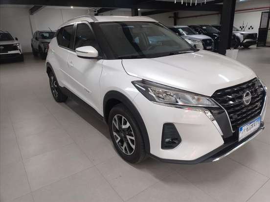 NISSAN-KICKS-2023
