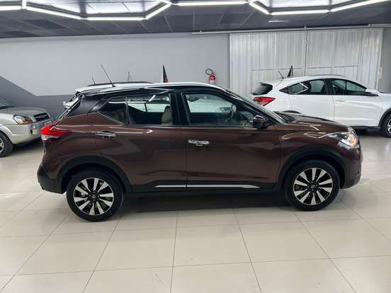 NISSAN-KICKS-2017