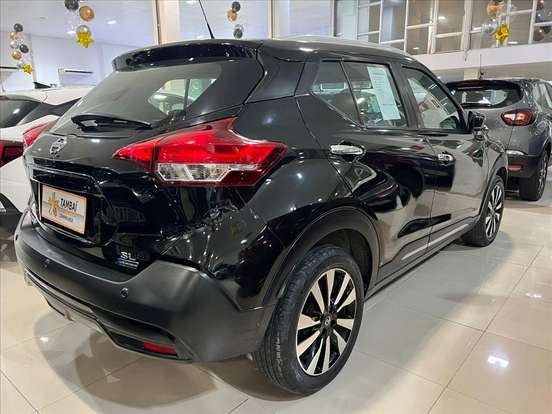 NISSAN-KICKS-2017