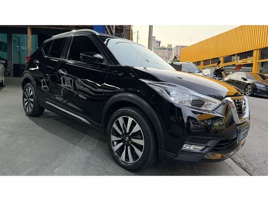 NISSAN-KICKS-2017