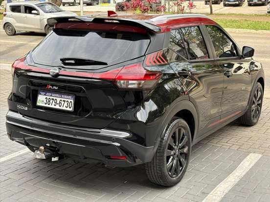 NISSAN-KICKS-2023