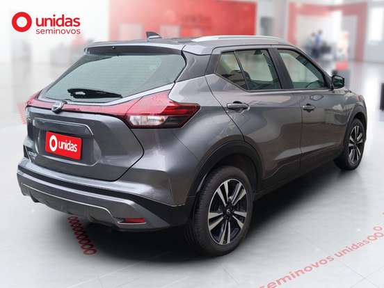 NISSAN-KICKS PLAY-2025