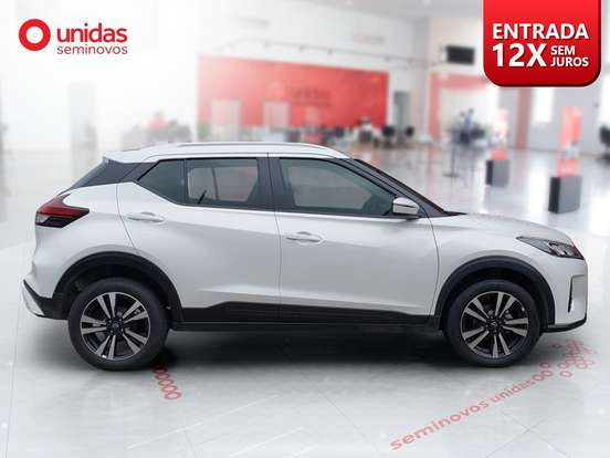 NISSAN-KICKS PLAY-2025