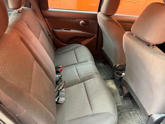 NISSAN-LIVINA-1.6 S 16V FLEX 4P MANUAL NISSAN-LIVINA-2013