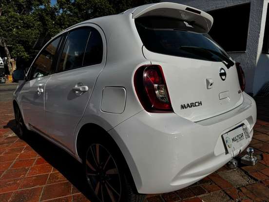 NISSAN-MARCH-2019