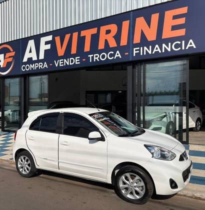 NISSAN MARCH 1.6 SV 16V FLEXSTART 4P XTRONIC