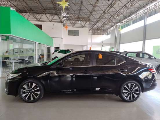 NISSAN-SENTRA-2025