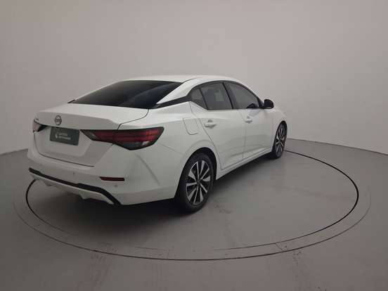 NISSAN-SENTRA-2024