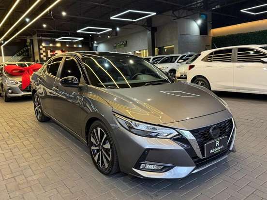 NISSAN-SENTRA-2023