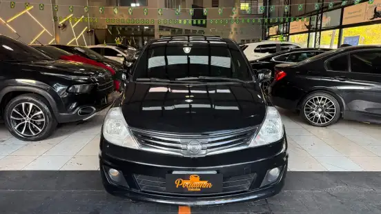 NISSAN-TIIDA-2011