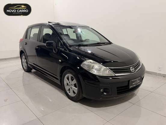NISSAN-TIIDA-2011