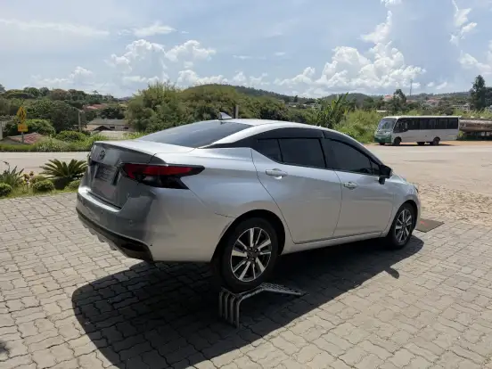 NISSAN-VERSA-2024