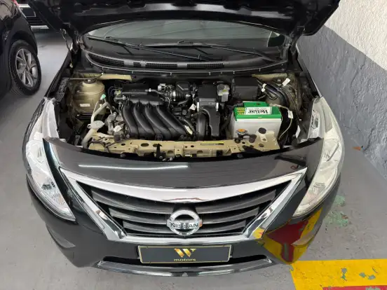 NISSAN-VERSA-2015