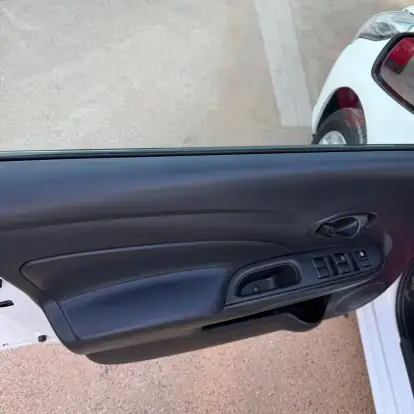 NISSAN-VERSA-2019