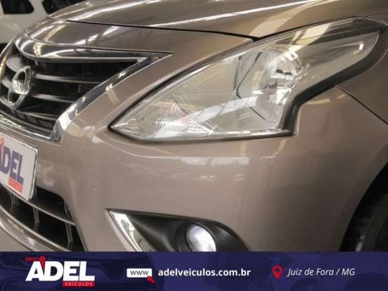 NISSAN-VERSA-2016