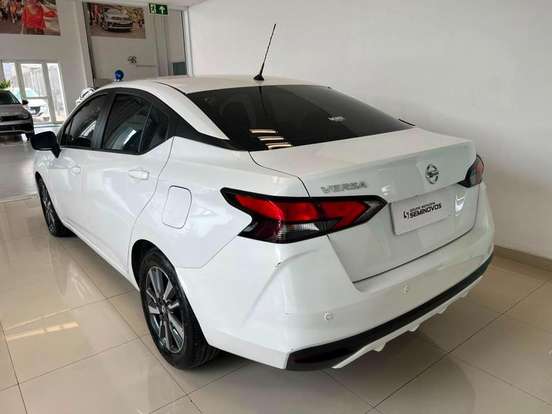 NISSAN-VERSA-1.6 16V FLEX ADVANCE XTRONIC NISSAN-VERSA-2022