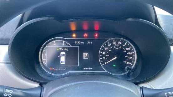 NISSAN-VERSA-2023