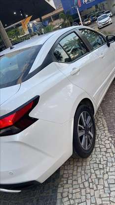 NISSAN-VERSA-2023