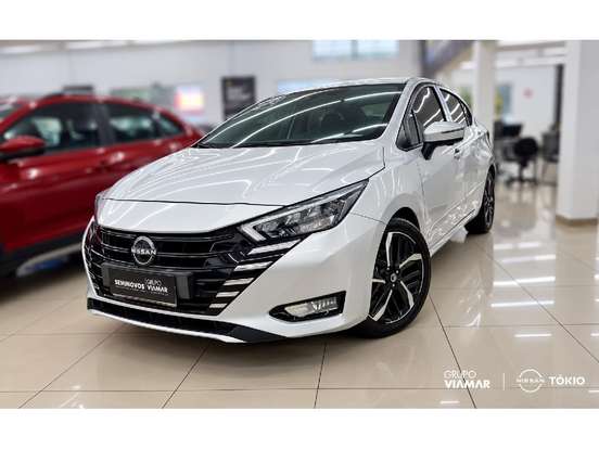 NISSAN-VERSA-2023