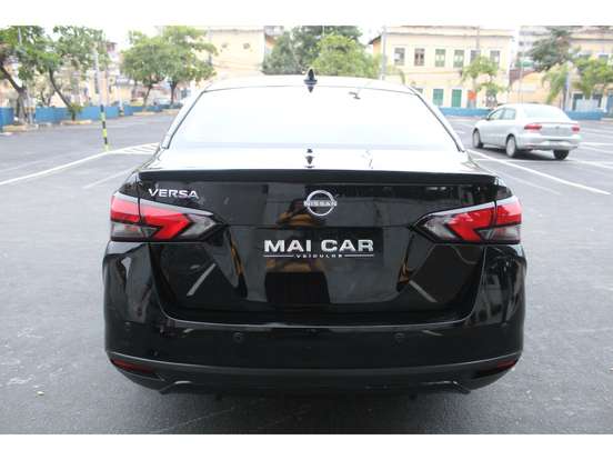 NISSAN-VERSA-2023