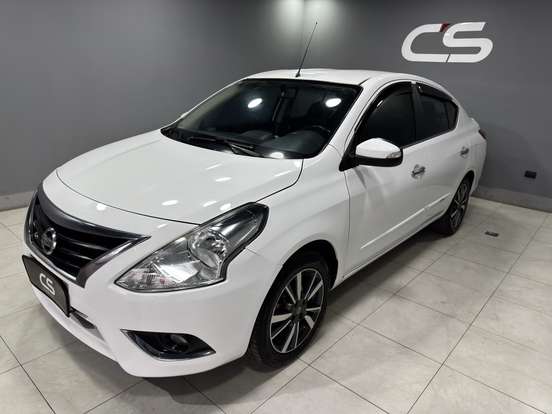 NISSAN-VERSA-2019