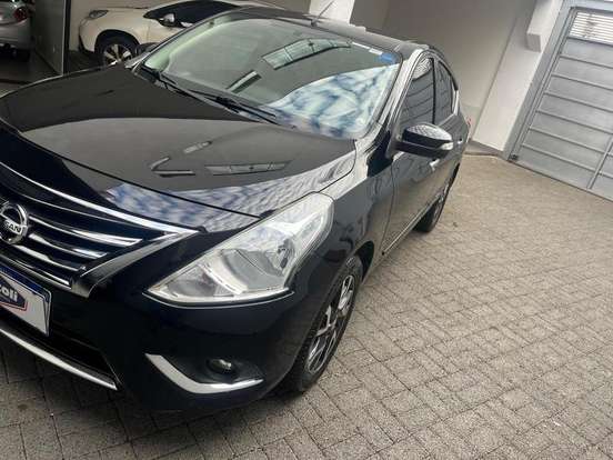 NISSAN-VERSA-1.6 16V FLEXSTART UNIQUE 4P XTRONIC NISSAN-VERSA-2017