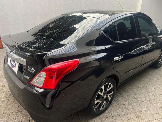 NISSAN-VERSA-1.6 16V FLEXSTART UNIQUE 4P XTRONIC NISSAN-VERSA-2017