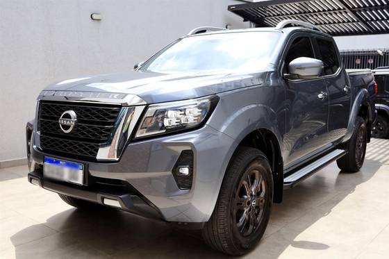 NISSAN FRONTIER 2.3 16V TURBO DIESEL XE CD 4X4 AUTOMÁTICO