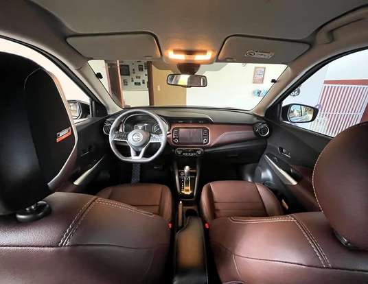 NISSAN-KICKS-2023