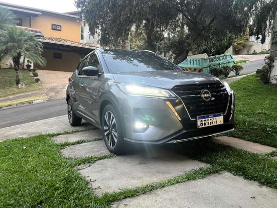 NISSAN-KICKS-2023