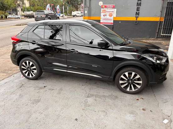 NISSAN-KICKS-2016