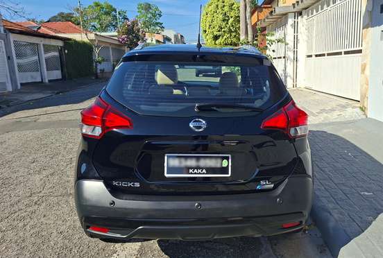 NISSAN-KICKS-2017