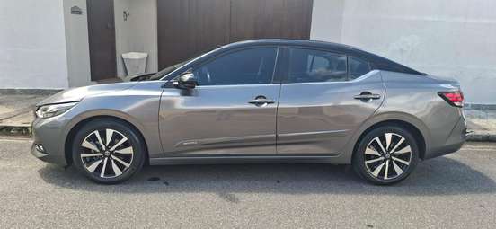 NISSAN-SENTRA-2023