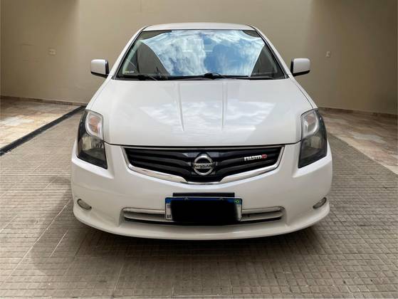 NISSAN SENTRA 2.0 CVT 16V FLEX 4P AUTOMÁTICO