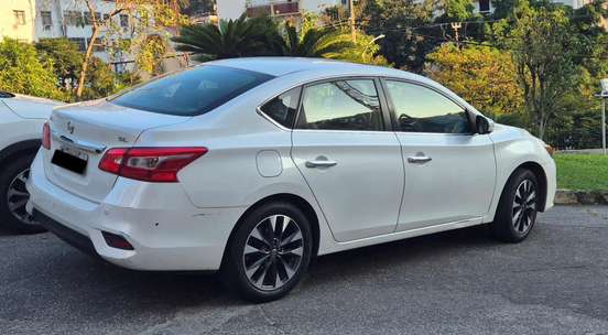 NISSAN-SENTRA-2016