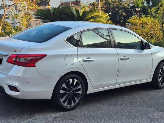 NISSAN-SENTRA-2.0 SL 16V FLEXSTART 4P AUTOMÁTICO NISSAN-SENTRA-2016