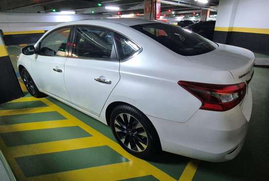 NISSAN-SENTRA-2016