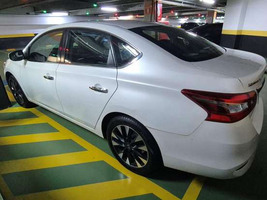 NISSAN-SENTRA-2.0 SL 16V FLEXSTART 4P AUTOMÁTICO NISSAN-SENTRA-2016