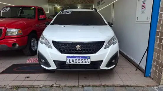 PEUGEOT-2008-2020