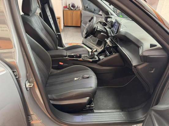 PEUGEOT-2008-2024