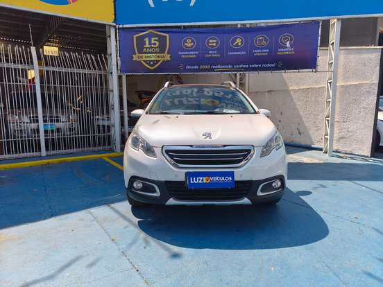 PEUGEOT-2008-2017
