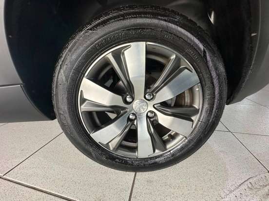 PEUGEOT-2008-2018