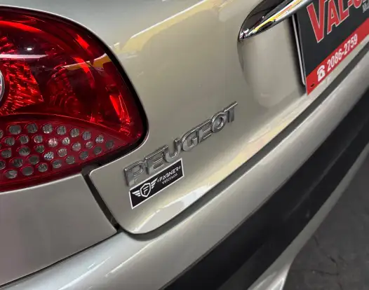 PEUGEOT-207-1.4 X-LINE 8V FLEX 4P MANUAL PEUGEOT-207-2010