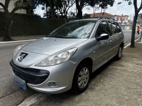 PEUGEOT 207 1.4 XR SPORT SW 8V FLEX 4P MANUAL