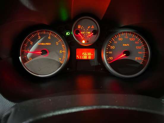 PEUGEOT-207-1.4 ACTIVE 8V FLEX 4P MANUAL PEUGEOT-207-2014