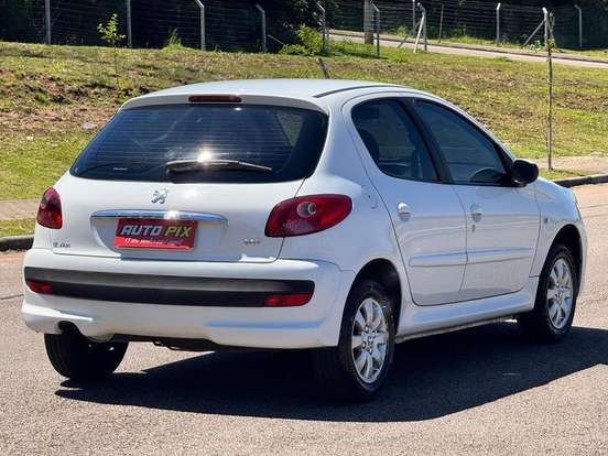 PEUGEOT-207-1.4 XR SPORT 8V FLEX 4P MANUAL PEUGEOT-207-2009