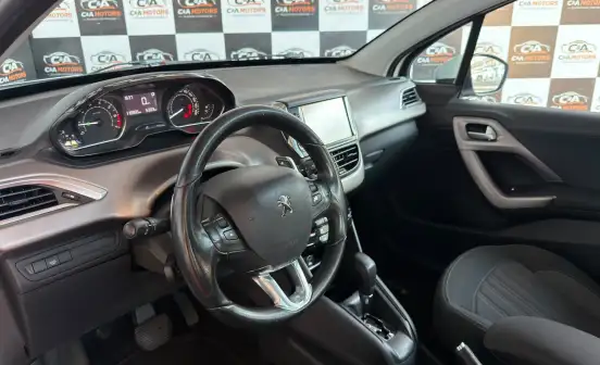 PEUGEOT-208-2016