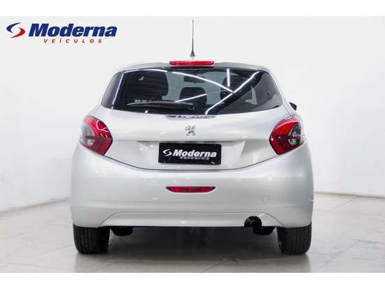 PEUGEOT-208-2019